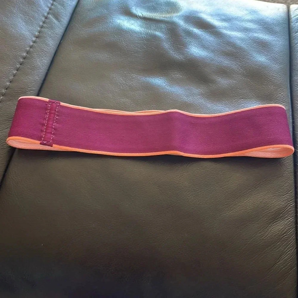 Nwot Nike kids purple headband - Picture 2 of 3